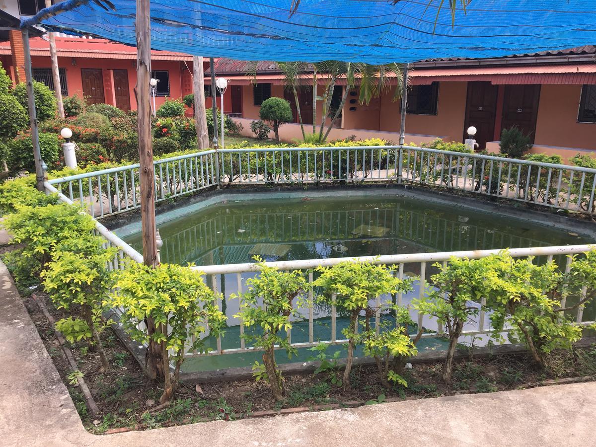 Sunshine Guesthouse Mae Sot Exterior foto
